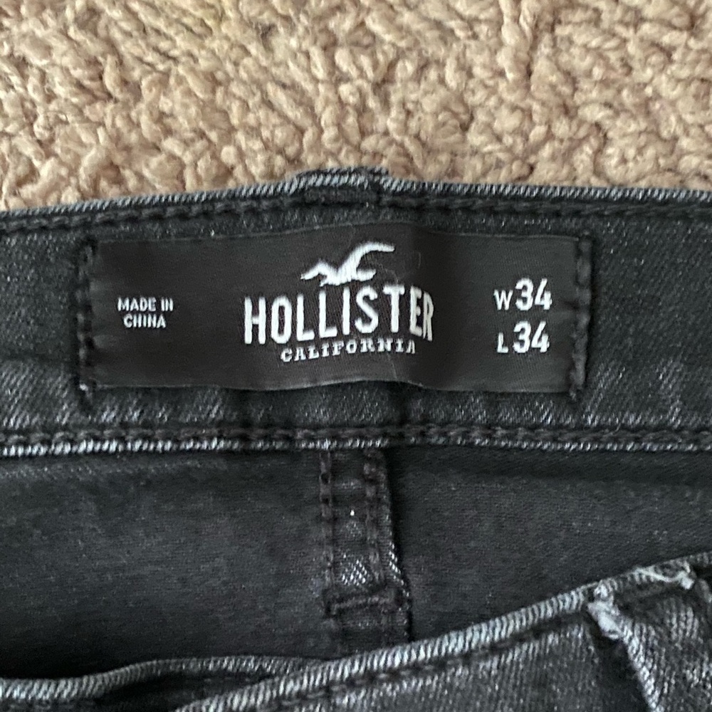 Hollister men’s jeans